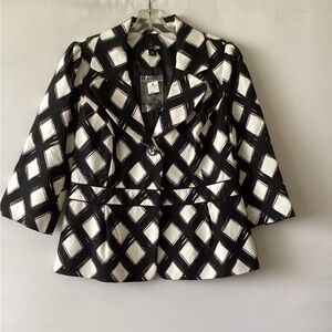 East 5th long sleeve Chic Black and White Women's Jacket